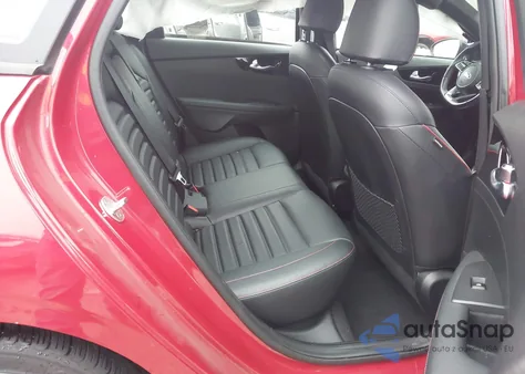 2020 Kia Forte Gt z USA, uszkodzony, nr VIN 3KPF44AC1LE256674